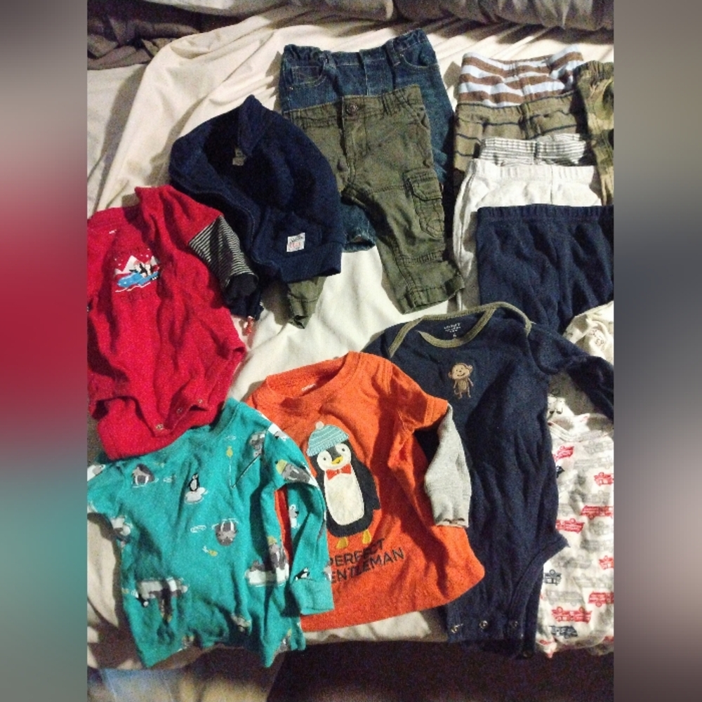 Assorted Carter's 6 Months Long Sleeve/Pant Clothing - Picture 6 of 11